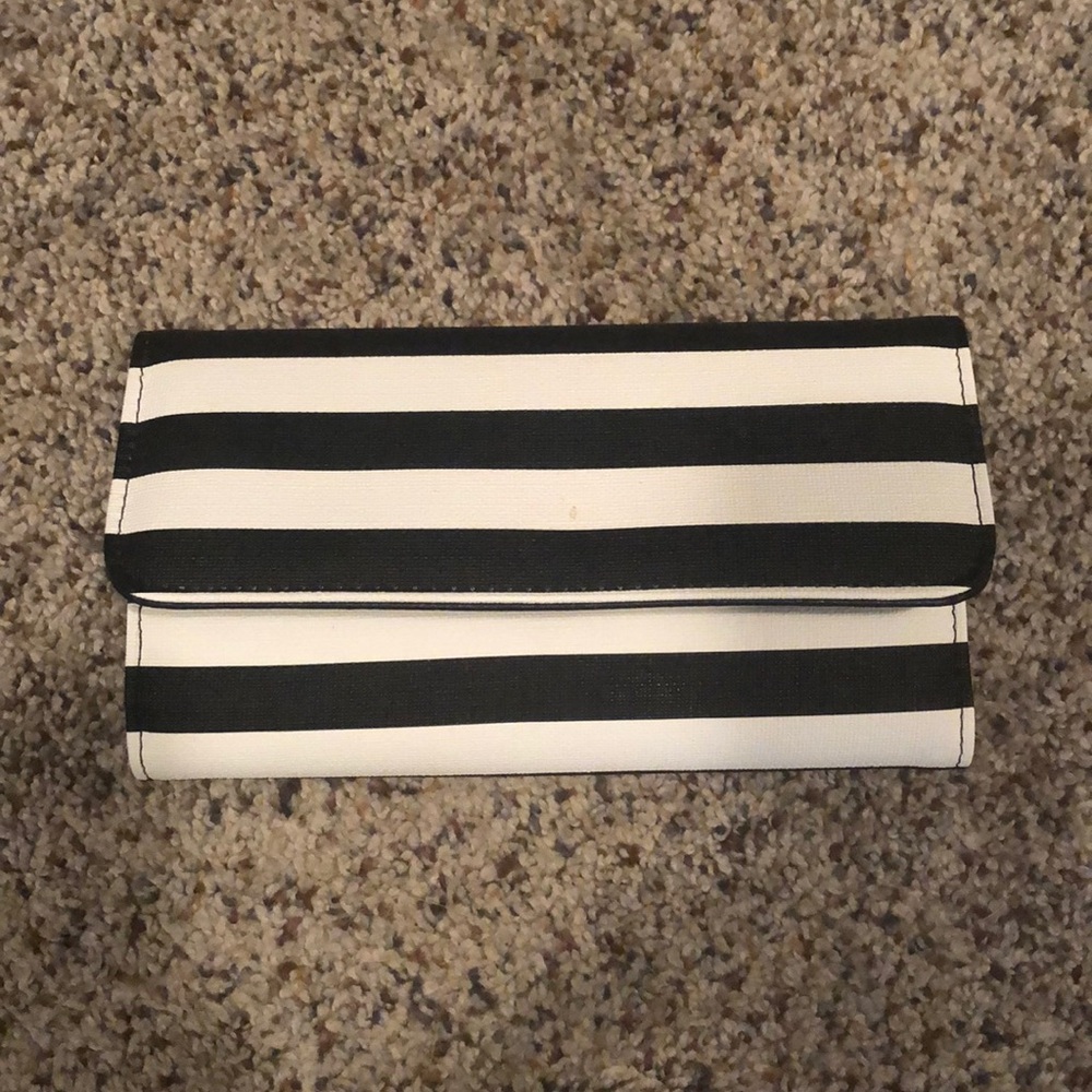 Kut from the Kloth wallet